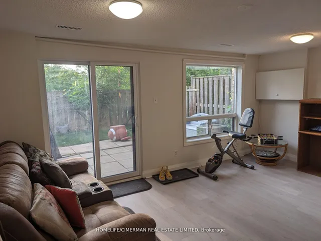 Additional image 7 of 46 Foster Cres Unit 46