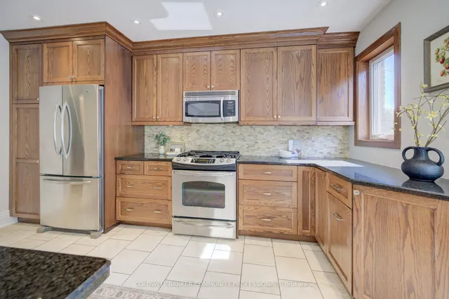 Additional image 13 of 29 Linwood Ave