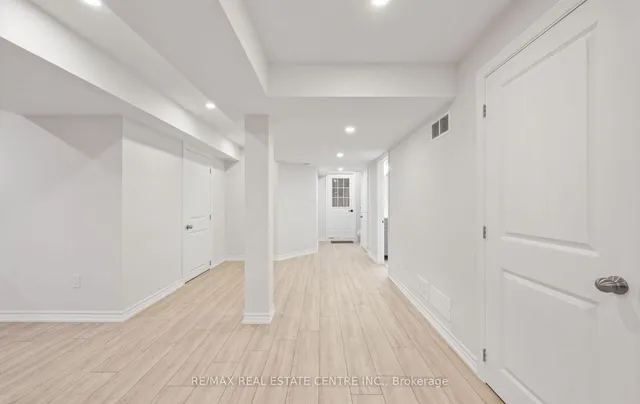 Additional image 31 of 105 Olivia Marie Rd