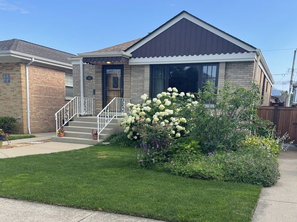 7641 W Hortense Ave, Chicago, IL 60631