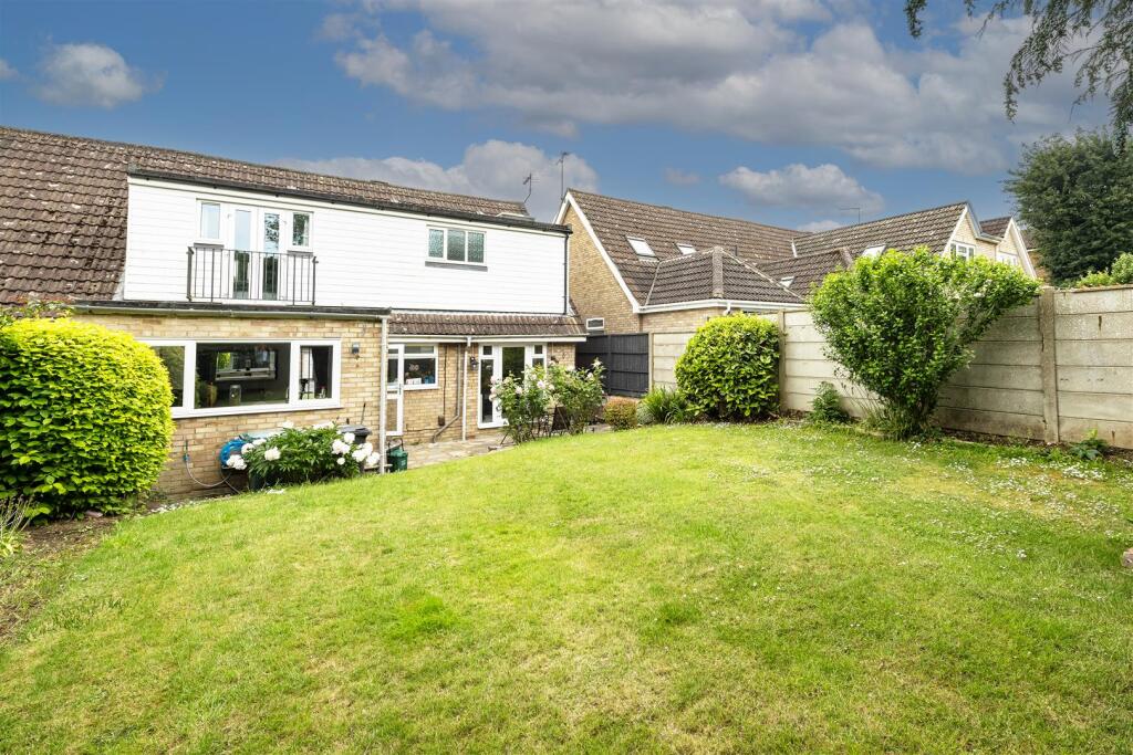 Additional image 12 of Kinsbourne Close, Harpenden