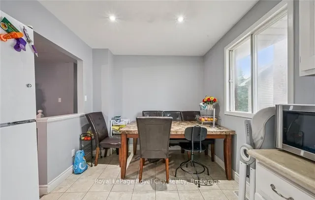 Additional image 4 of 1236 Ottawa St