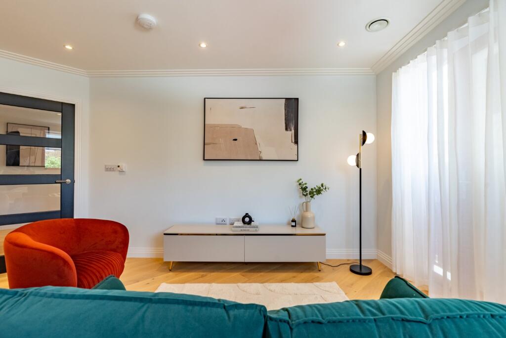 Additional image 9 of Upper Lattimore Road, St. Albans, Hertfordshire, AL1