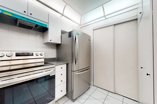 Additional image 4 of 88 Corporate Dr Unit 106