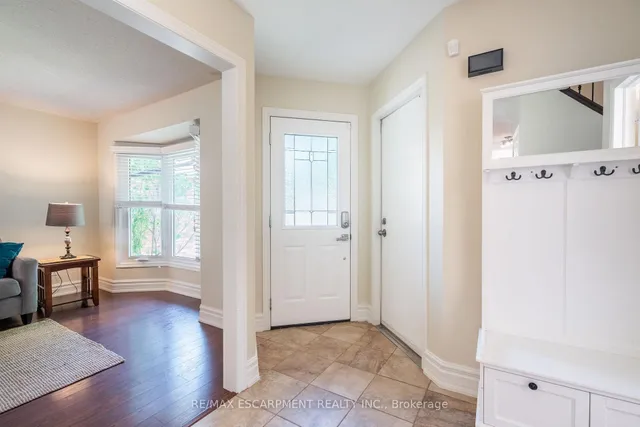 房产图片 4 - 布鲁姆斯伯里街12号