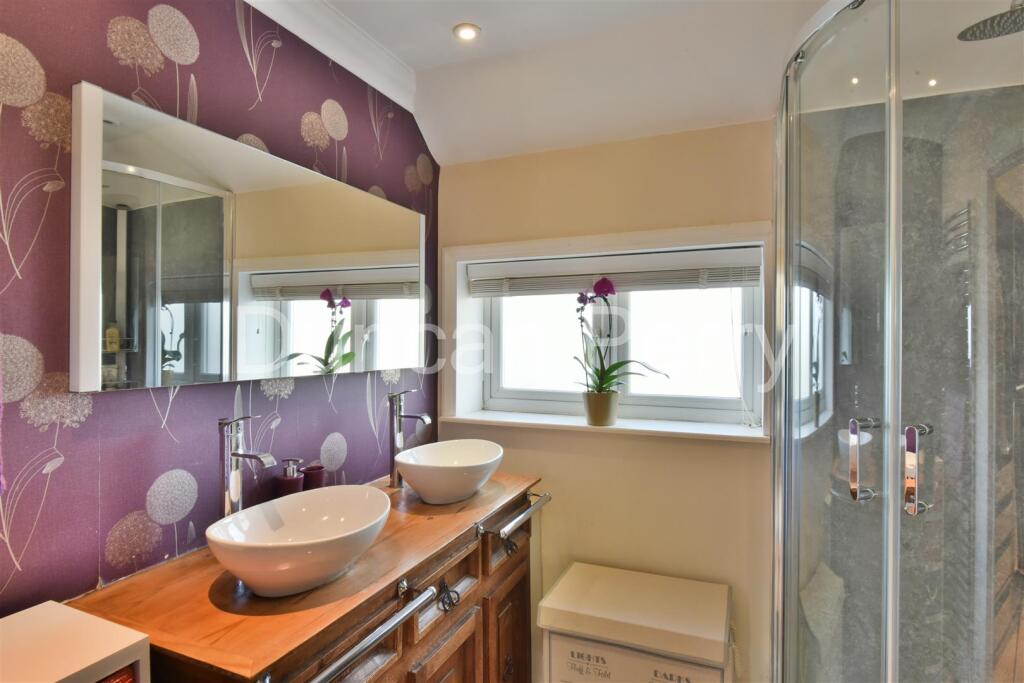 Additional image 11 of Moffats Lane, Brookmans Park, Herts