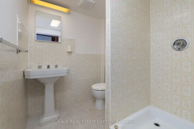 Additional image 23 of 188 Craighurst Ave