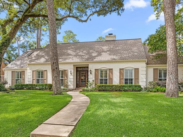 12215 Cobblestone Dr, Houston, TX 77024