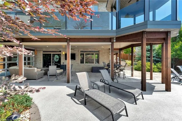 Additional image 41 of 36 Newcastle Crt