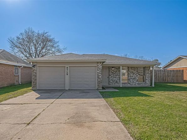 8719 Valley Meadow Dr, Houston, TX 77078