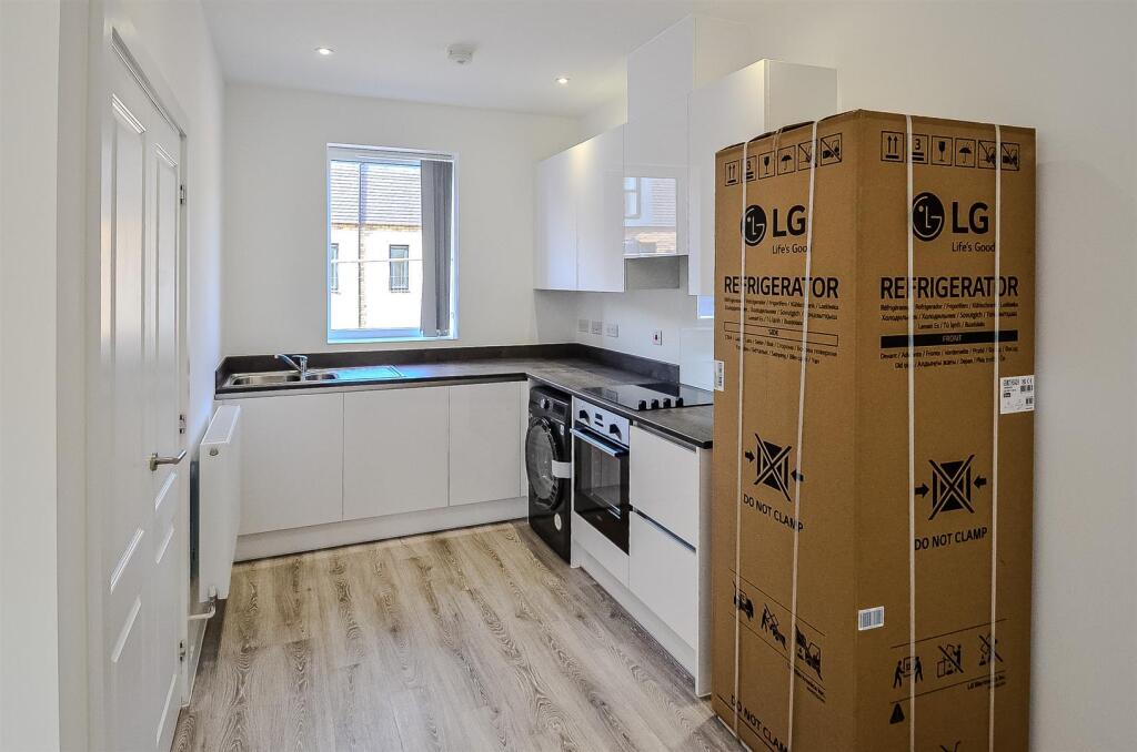 Additional image 11 of AVAILABLE by mid-MAY 2025! Three Bedroom House in Parkes Avenue, B12 9AW