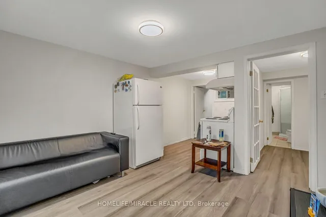 Additional image 24 of 102 Micmac Cres