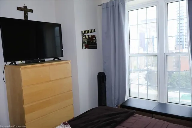 Additional image 6 of 135 James St Unit 701