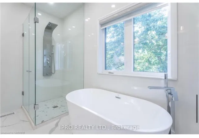 Additional image 16 of 6 Campview Rd