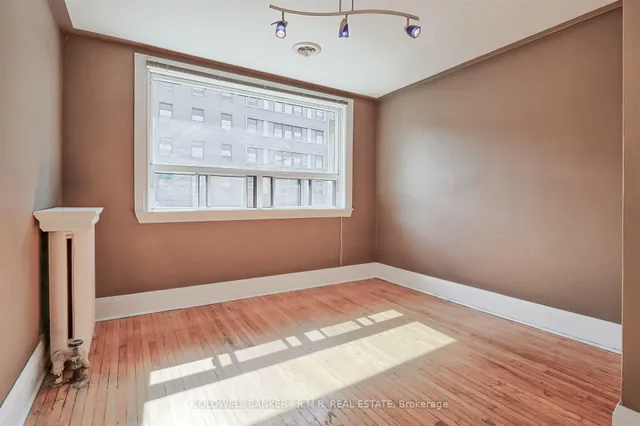 Additional image 27 of 22 Glendale Ave