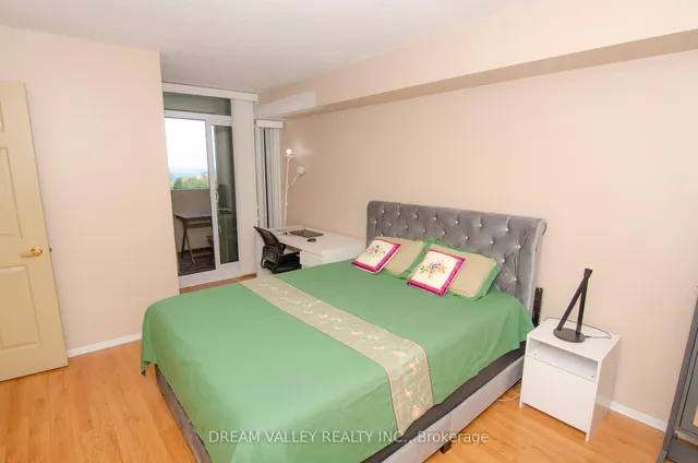Additional image 19 of 3233 Eglinton Ave Unit 1107