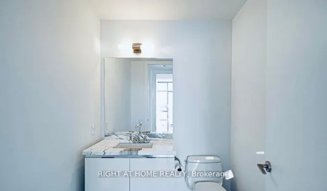 Additional image 3 of 33 Charles St Unit 4504