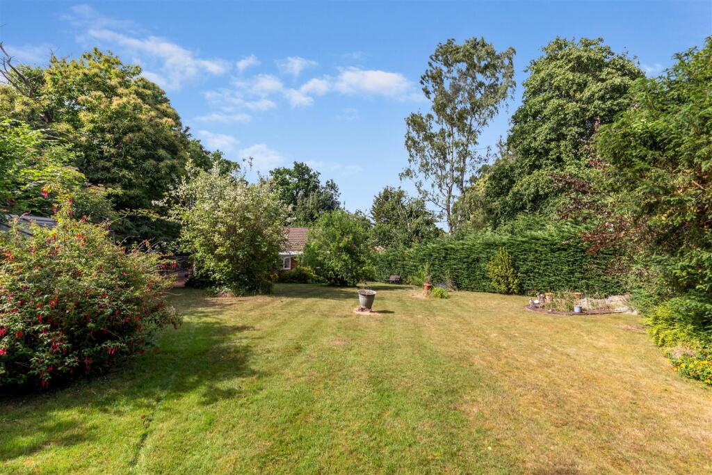Additional image 17 of Broom Hill, Welwyn
