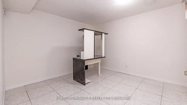 Additional image 34 of 74 Kingknoll Dr