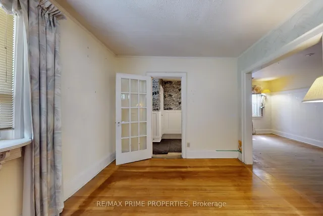 Additional image 6 of 1398 Pape Ave