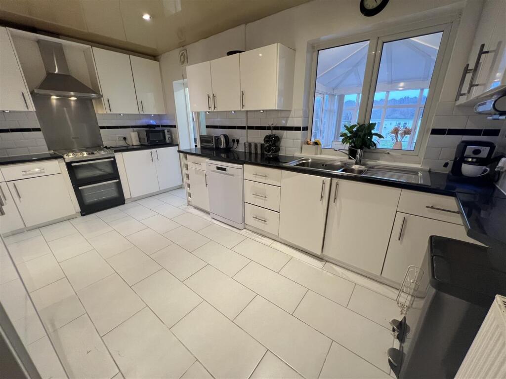 Additional image 18 of The Crescent, Queslett Road, Birmingham