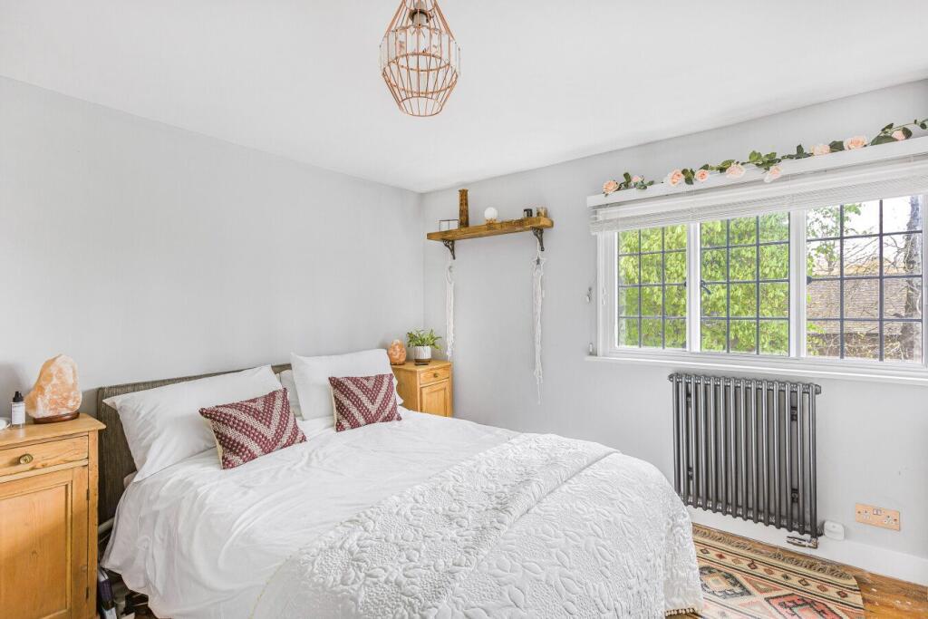 Additional image 11 of High Road, Essendon,  AL9 6HW