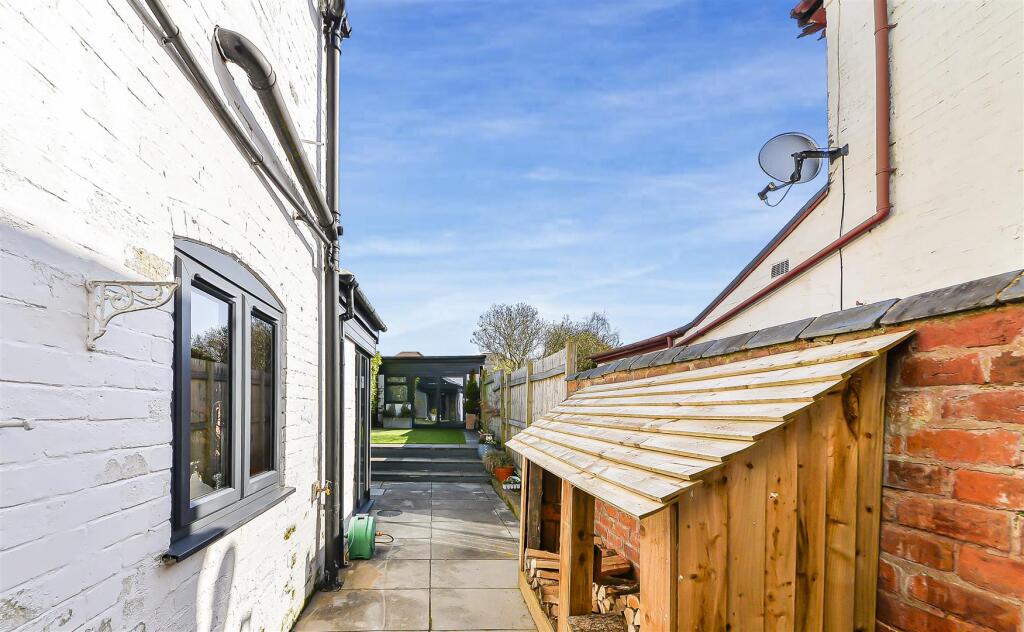 Additional image 29 of Vicarage Road, Kings Heath, Birmingham