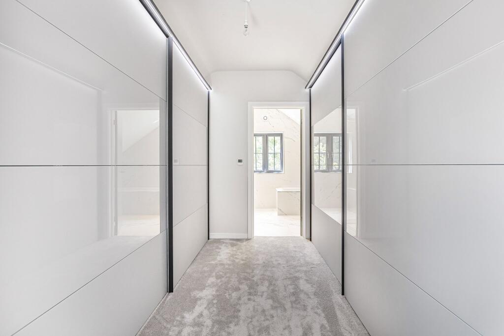 Additional image 26 of Pine Grove, Brookmans Park, AL9