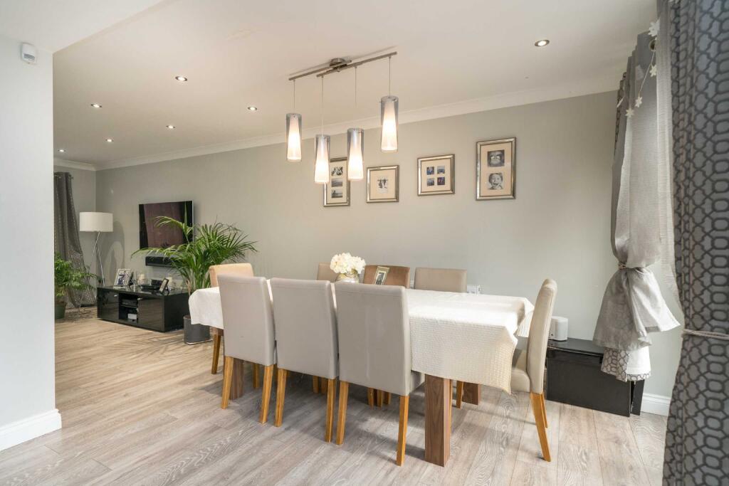 Additional image 4 of Aldwickbury Crescent, Harpenden, Hertfordshire, AL5