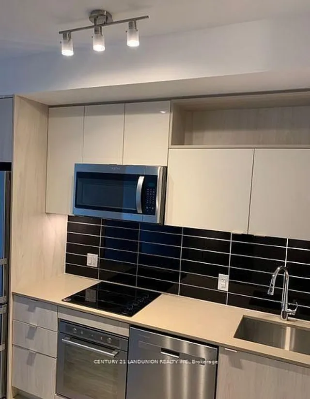 Additional image 5 of 121 Lower Sherbourne St Unit 644