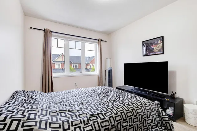 Additional image 27 of 11 Hoover Rd