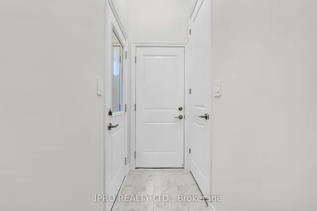 Additional image 41 of 372 Bergamot Ave