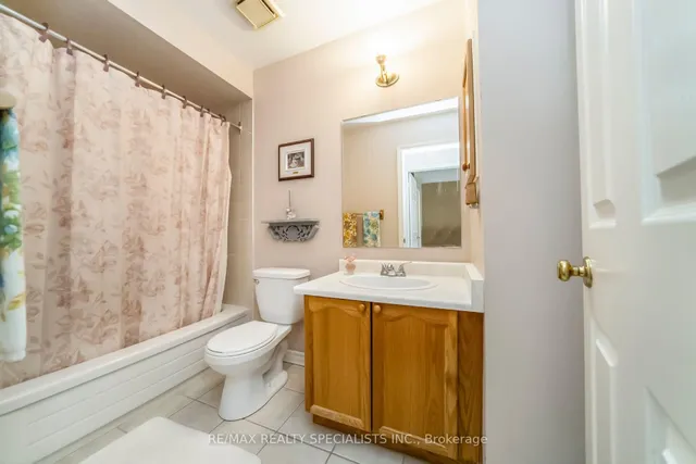 Additional image 23 of 39 Heathcliffe Sq