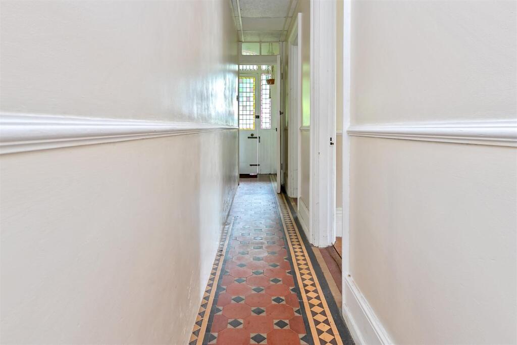 Additional image 16 of Ridgmont Road, St Albans