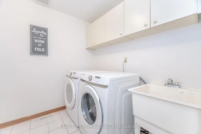 Additional image 19 of 325 Harrowsmith Dr