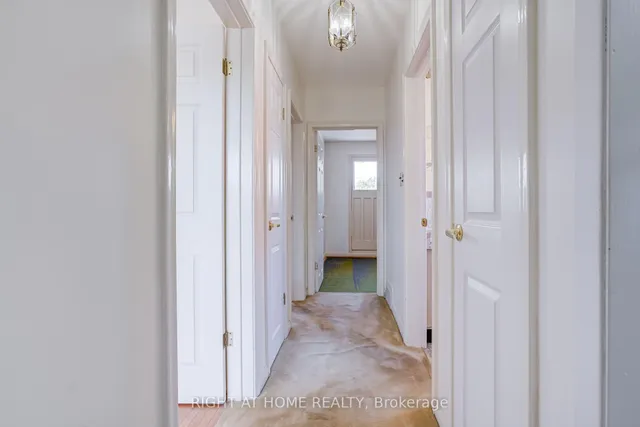 Additional image 17 of 124 Clairton Cres