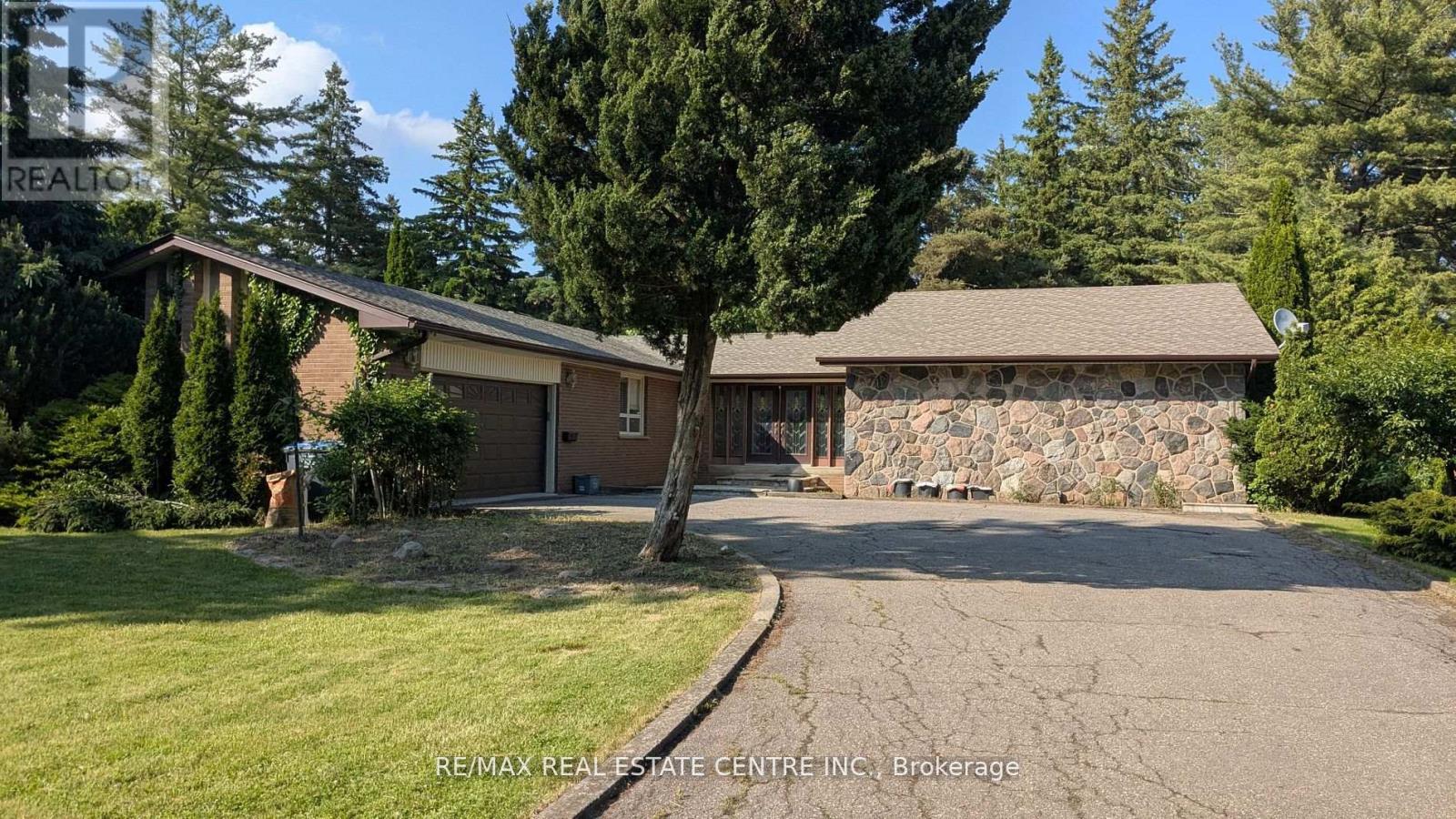 2260 ONEIDA CRESCENT|Mississauga (Erindale), Ontario L5C1V6