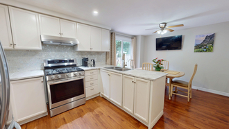 Additional image 5 of 300 Conservation Dr