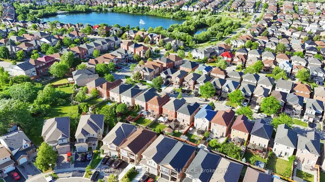 Additional image 44 of 32 Tobermory Cres