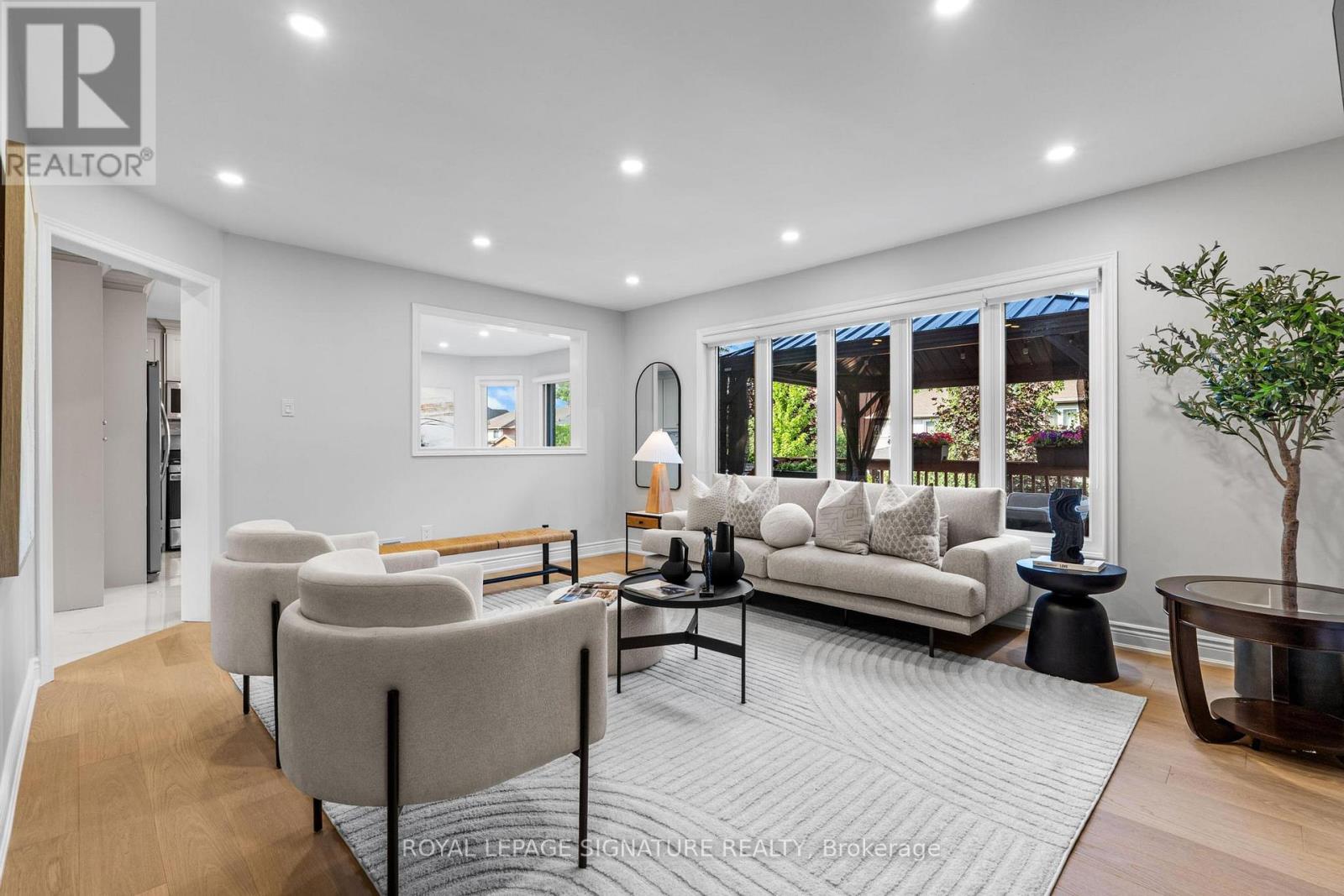 Property image for 5971 GREENSBORO DRIVE|Mississauga (Central Erin Mills), Ontario L5M5S5