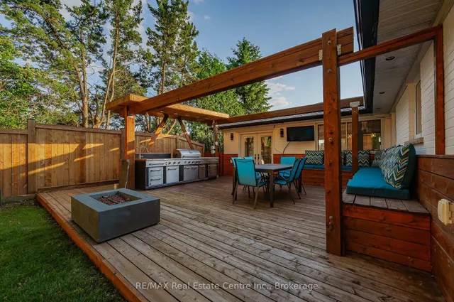 Additional image 44 of 47 Valentine Dr