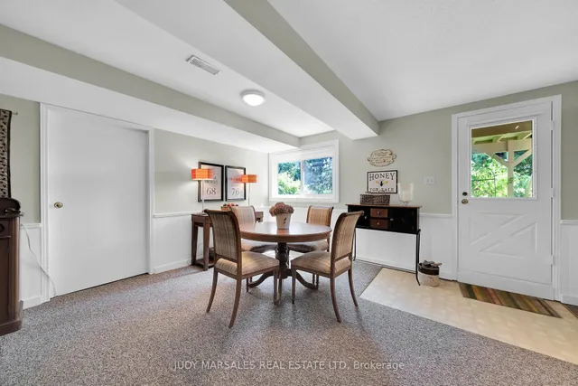 房产图片 42 - 12 Vance Cres