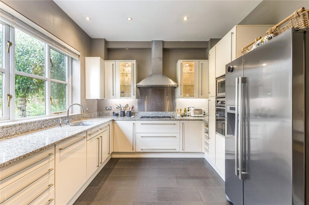 Additional image 6 of Hertford Road, Digswell, Welwyn, Hertfordshire, AL6