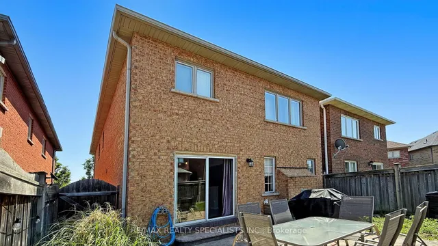 Additional image 35 of 482 Grant Way