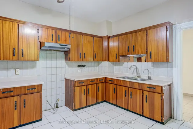 Additional image 19 of 144 Robert St