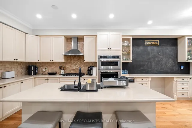 Additional image 15 of 21 Isaac Devins Blvd