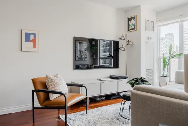 Additional image 7 of 230 King St Unit 1220