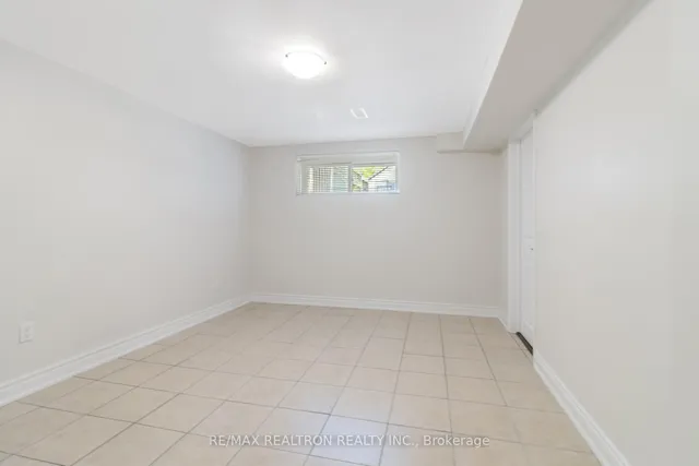 Additional image 40 of 44 Caracas Rd