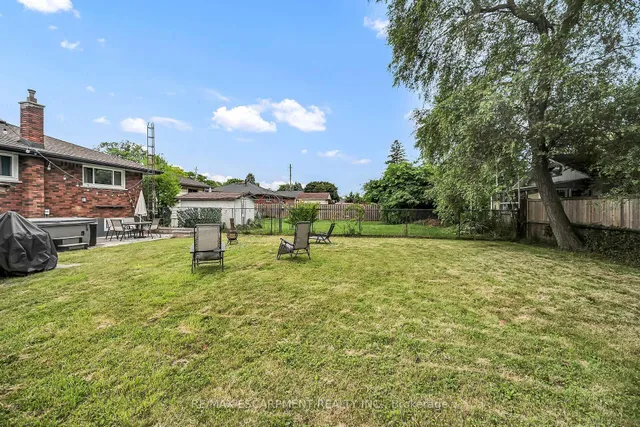 Additional image 44 of 70 Deschene Ave