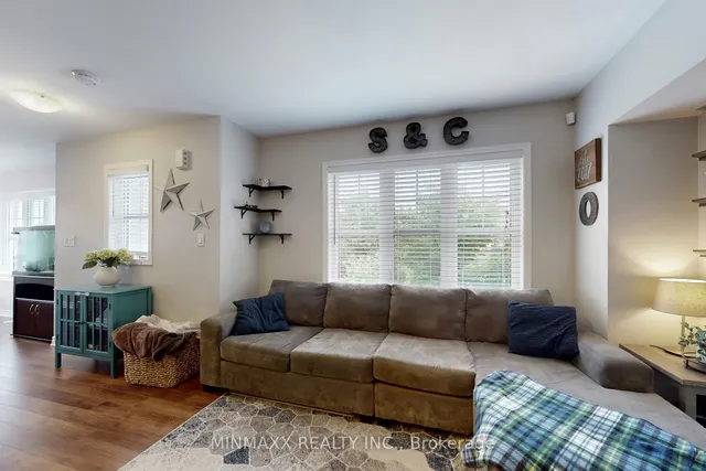 房产图片 14 - 300 Casson Pt